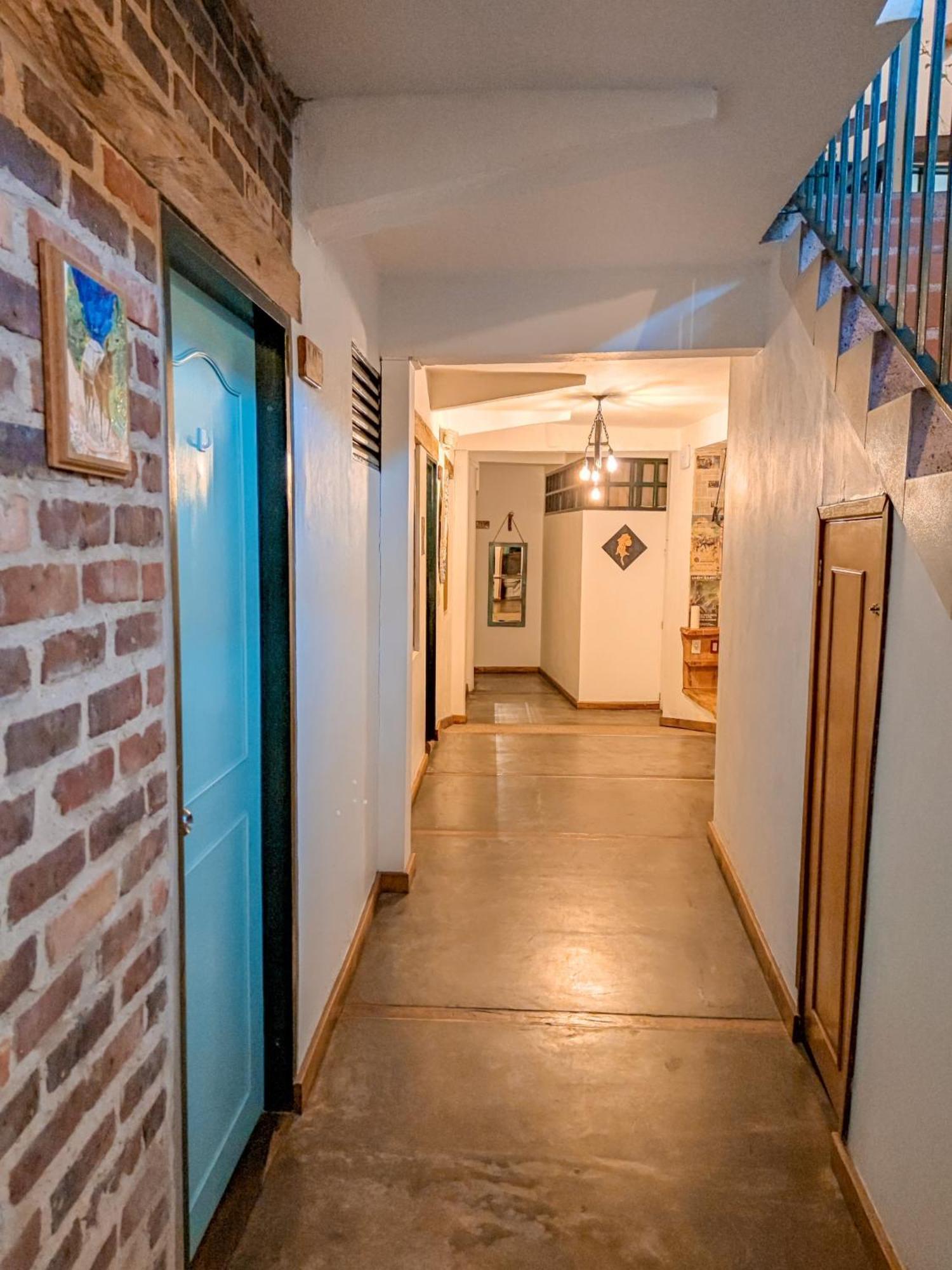 La Rosa Nautica Hostel Guaduas Bagian luar foto