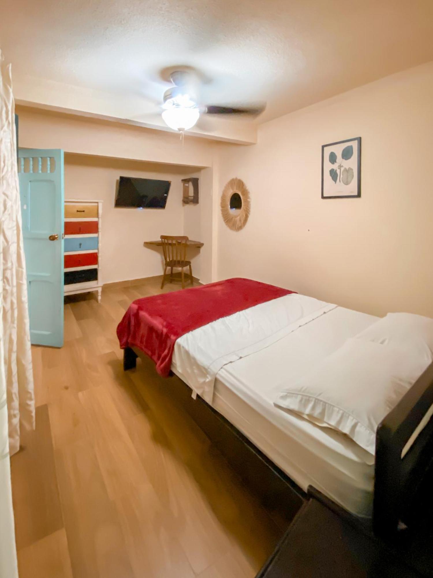 La Rosa Nautica Hostel Guaduas Ruang foto