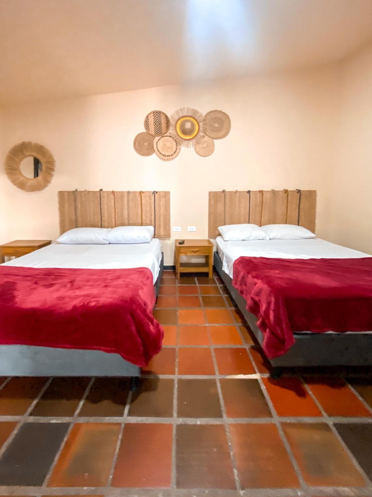La Rosa Nautica Hostel Guaduas Ruang foto
